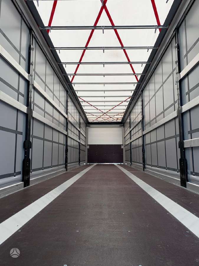 Schwarzmüller J203, užuolaidinės / tentinės