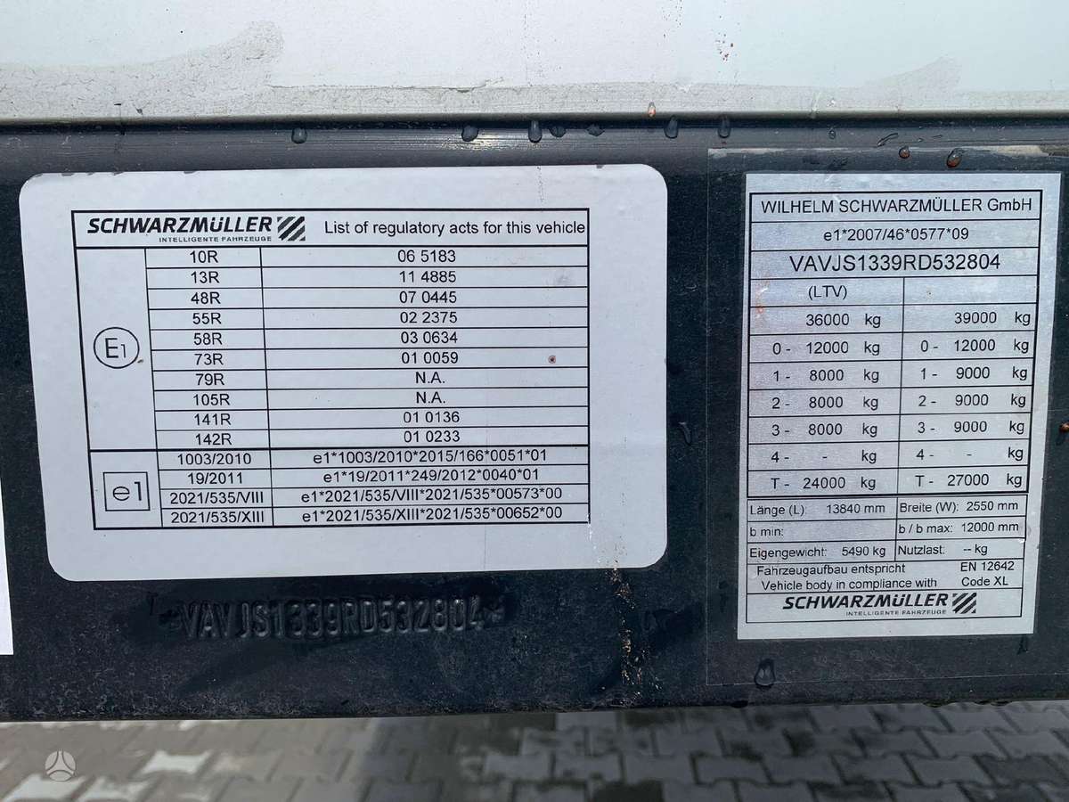 Schwarzmüller J203, užuolaidinės / tentinės