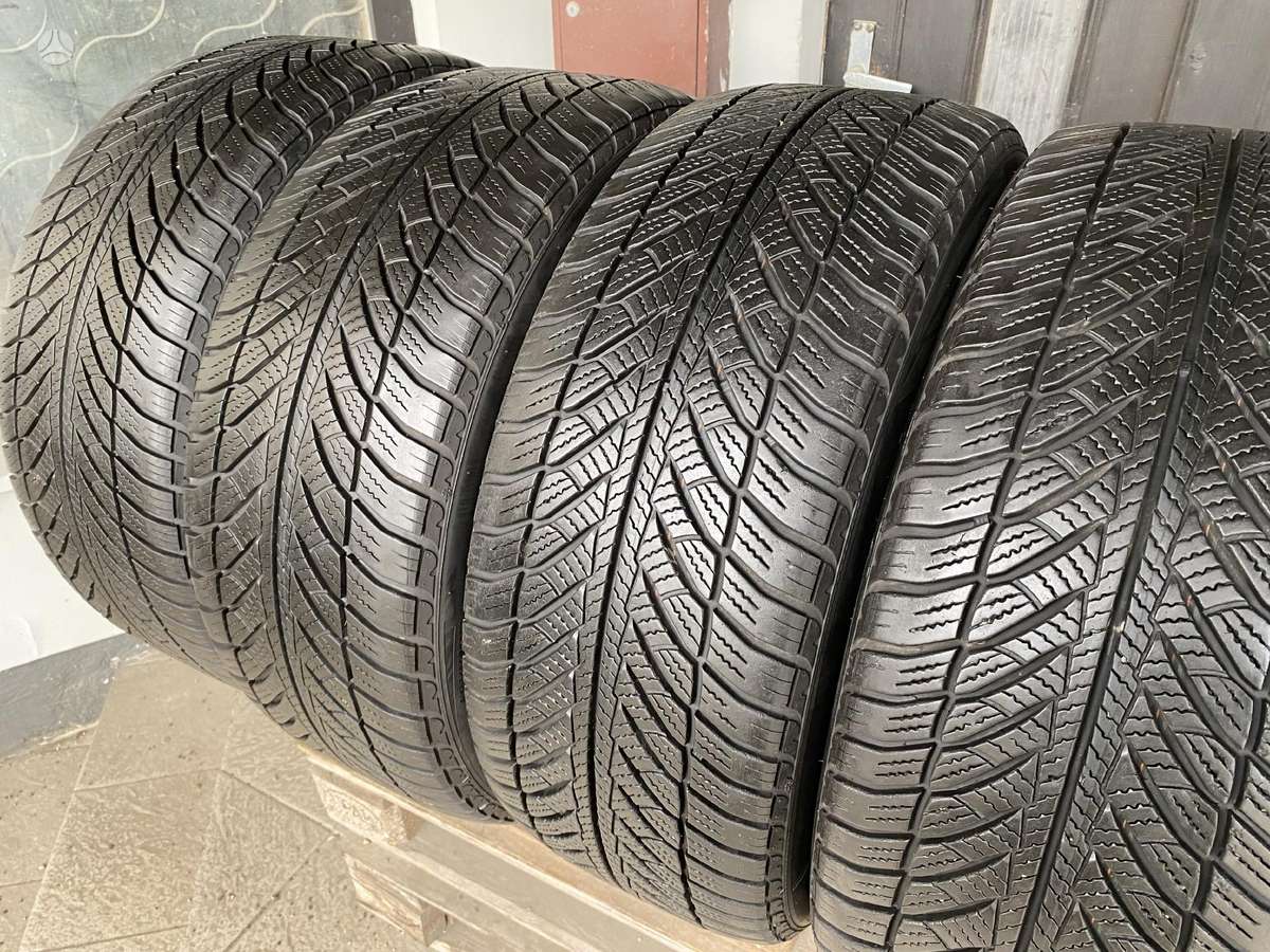 Goodyear Ultragrip 8 performance, winter 245/45 R18
