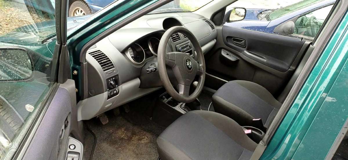 Suzuki Ignis по частям