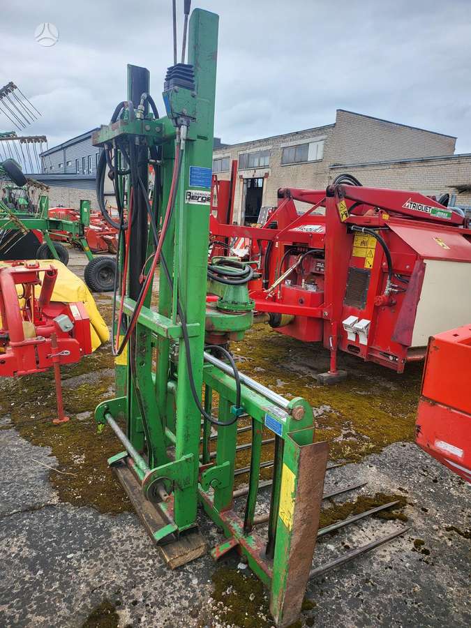 John Deere 1201, feed mixer / dispenser