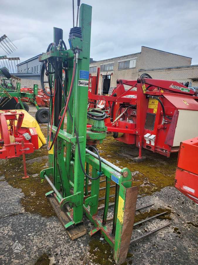 John Deere 1201, pašarų ruošimo technika