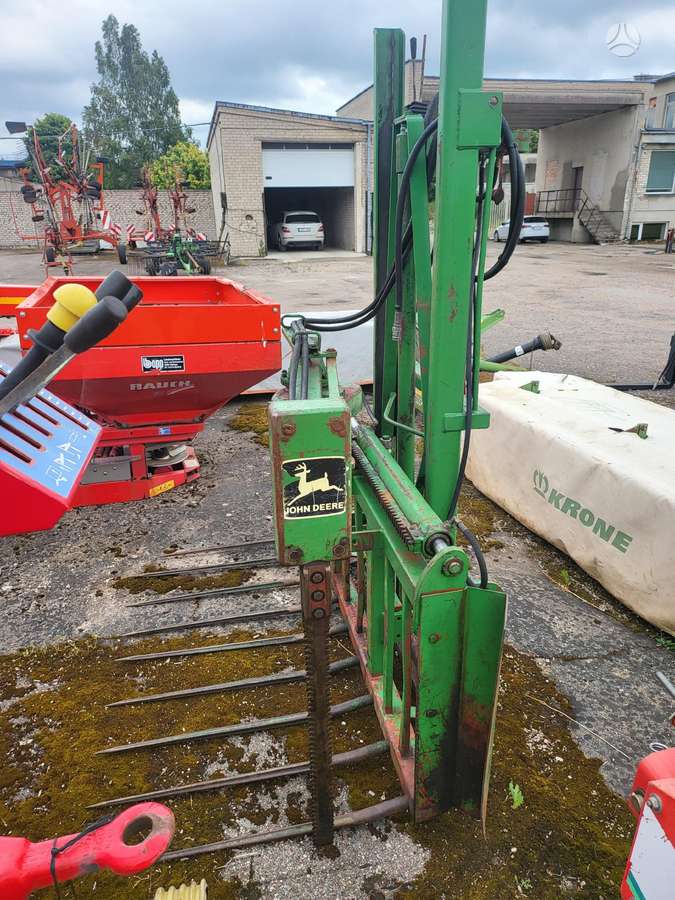 John Deere 1201, кормосмесители / кормораздатчики