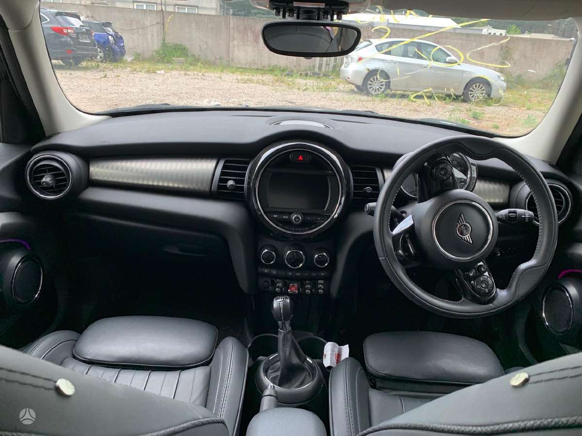 Mini Cooper B38c