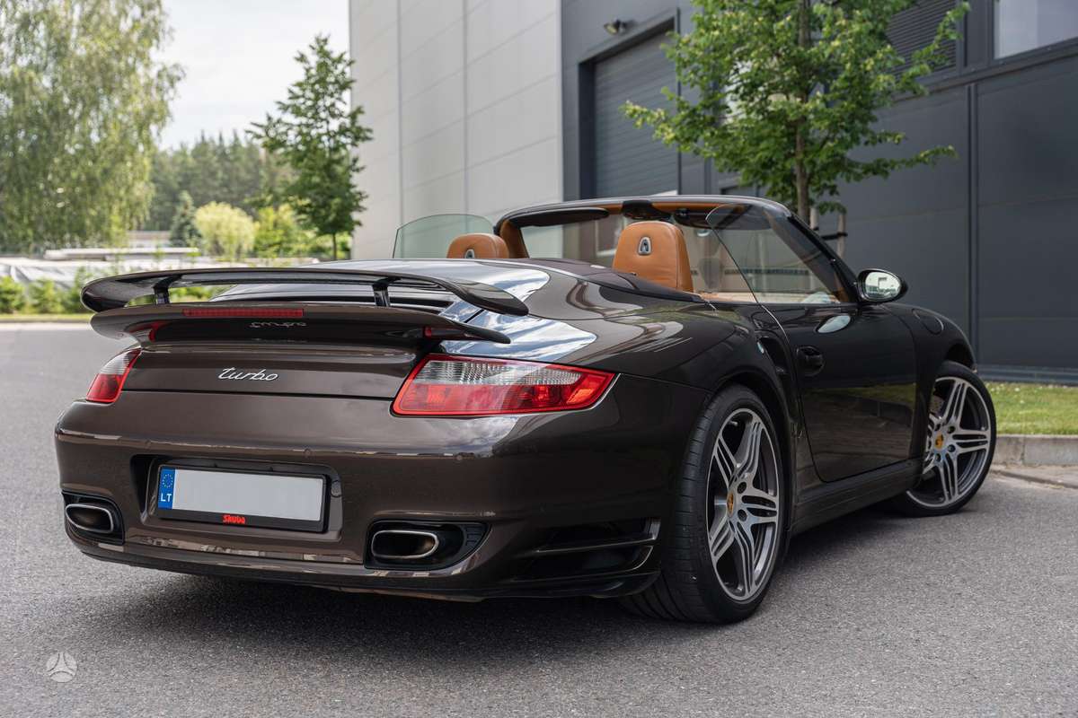 Porsche 911 - 4