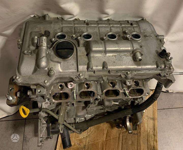 Toyota Prius variklio detalės