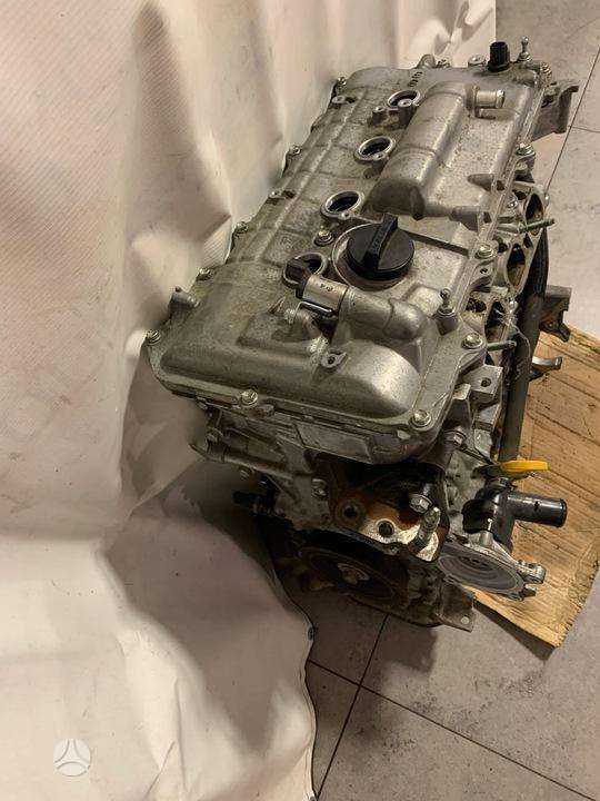 Toyota Prius variklio detalės