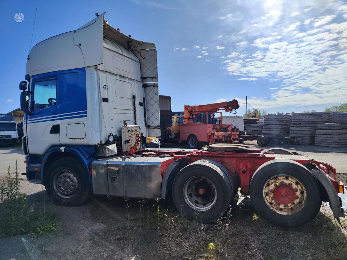 Scania 124LA, semi-trailer trucks