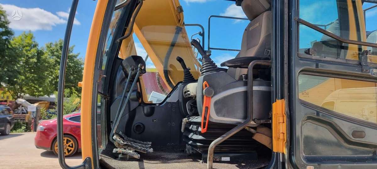 Hyundai Robex 160LC-9A, экскаваторы