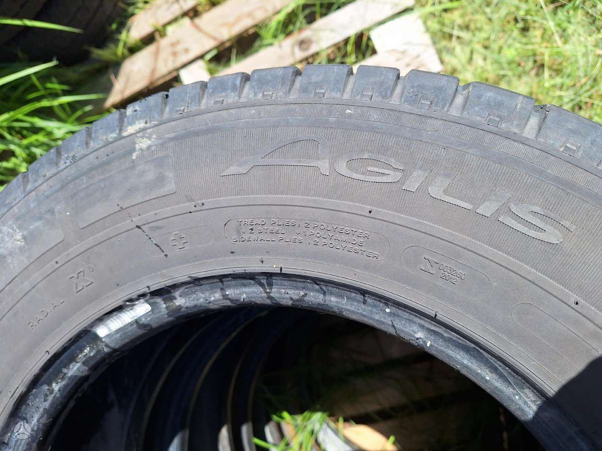 Michelin, летние 215/70 R15