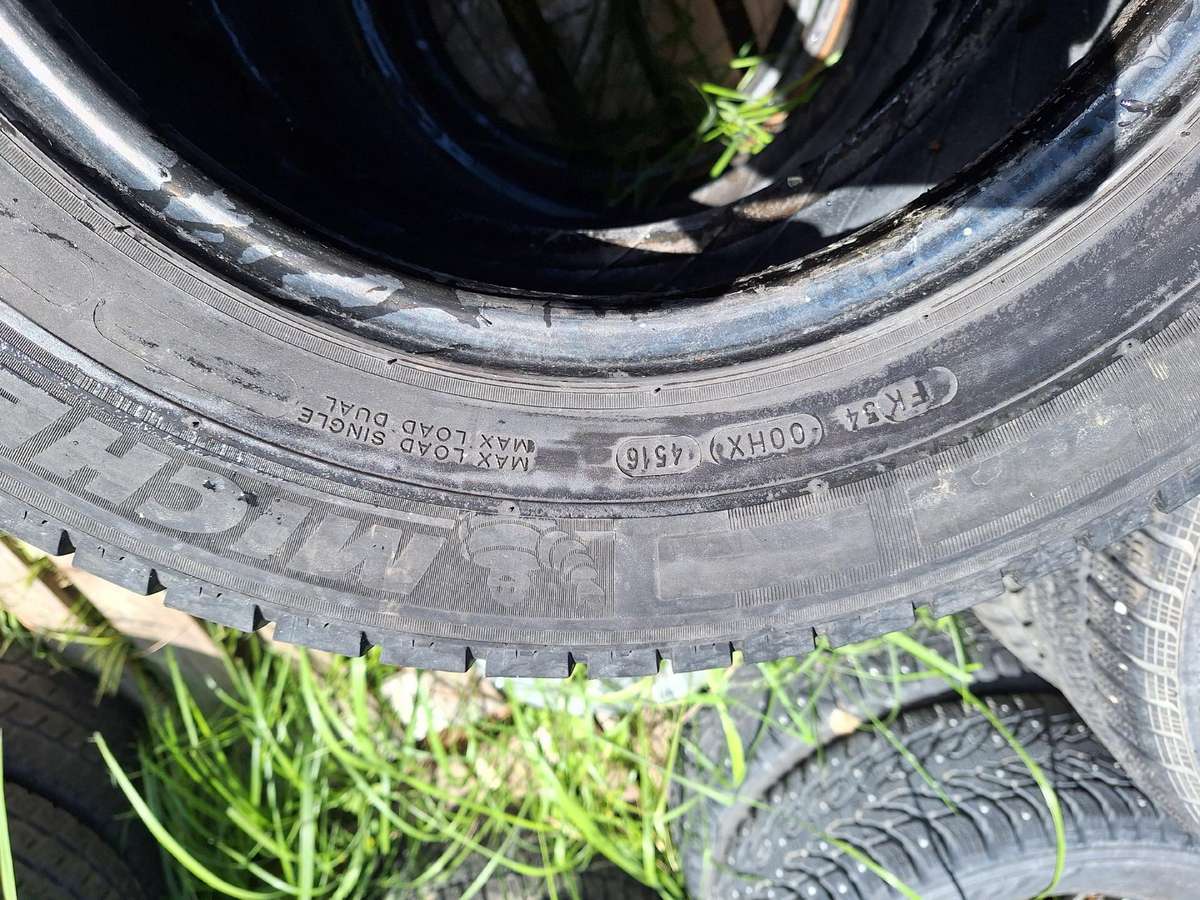 Michelin, summer 215/70 R15