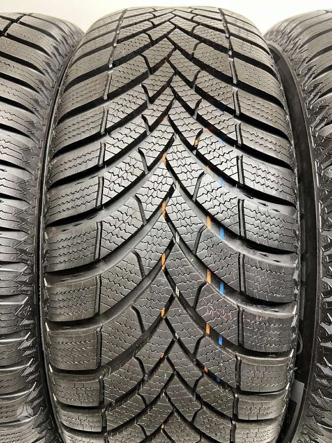 Semperit Speed Grip 5 2023m, winter 215/60 R16