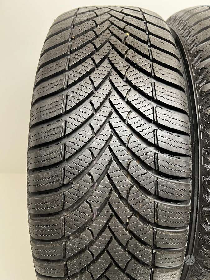 Semperit Speed Grip 5 2023m, winter 215/60 R16