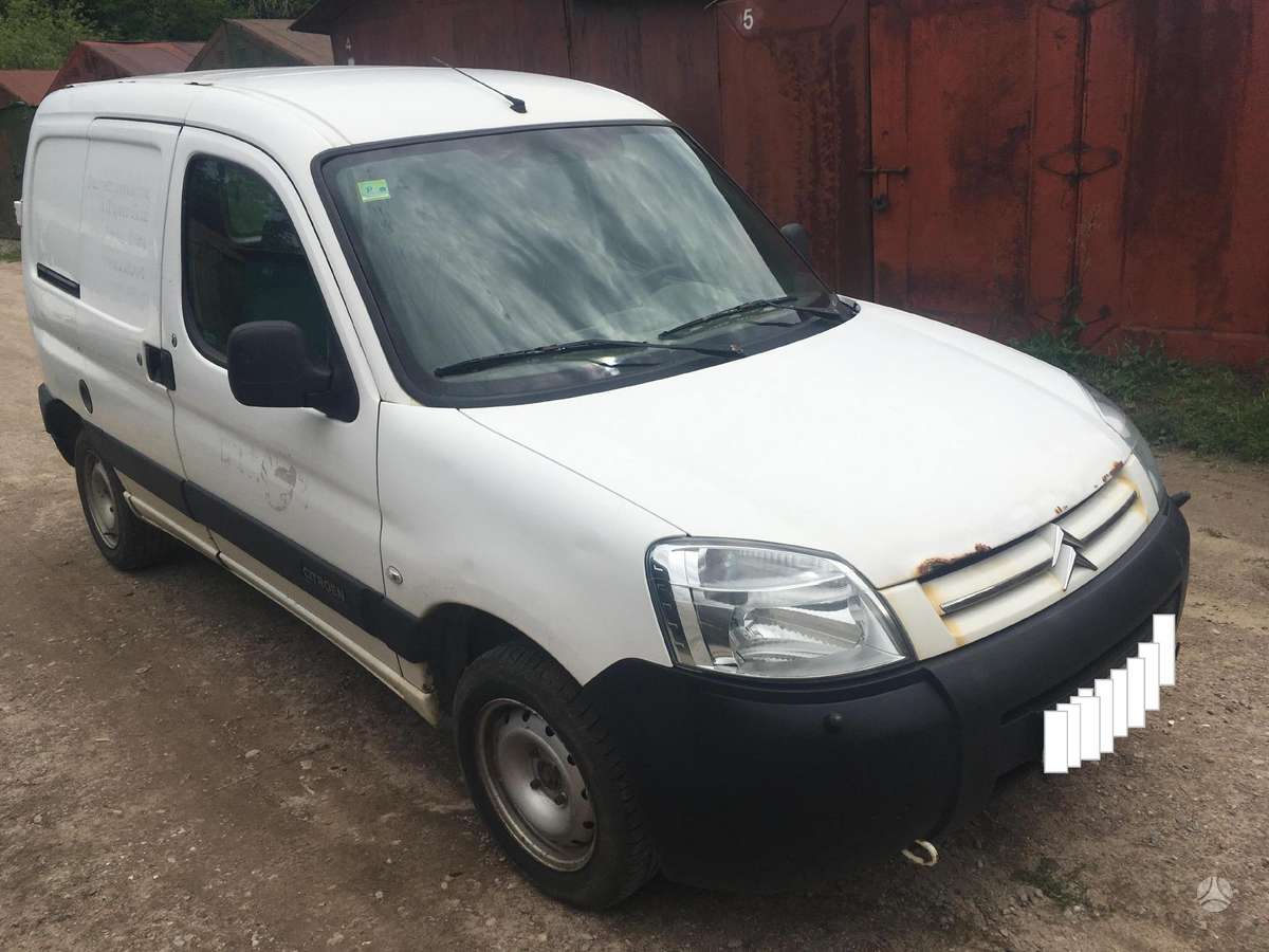 Citroen Berlingo dalimis. 448