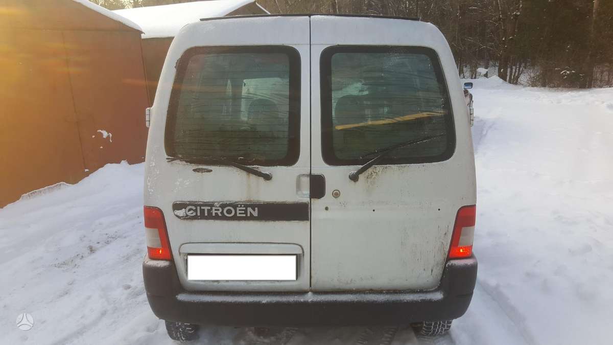 Citroen Berlingo dalimis. 448