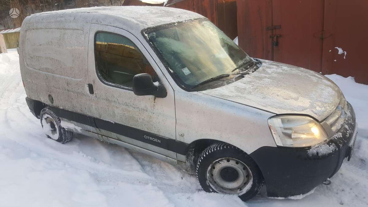 Citroen Berlingo dalimis. 448