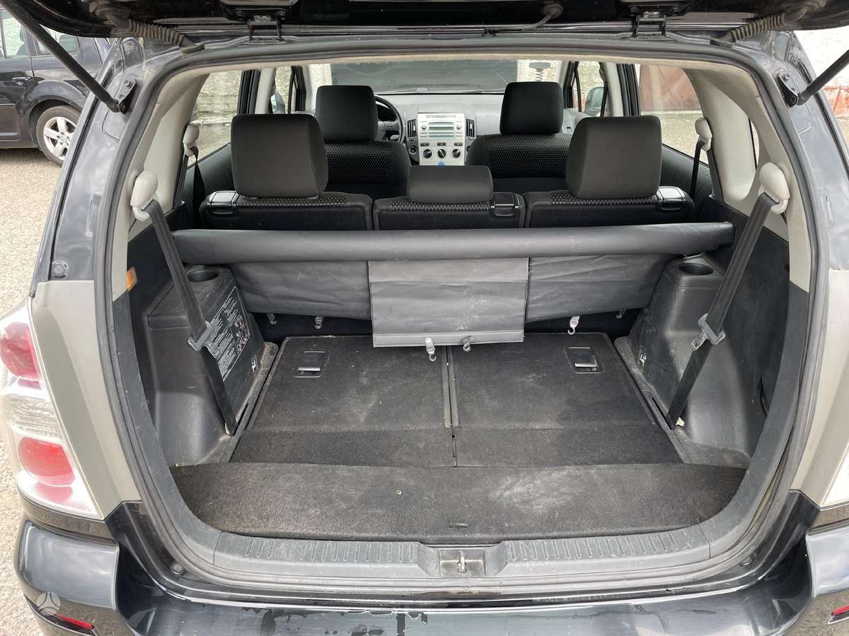 Toyota Corolla Verso Europa
