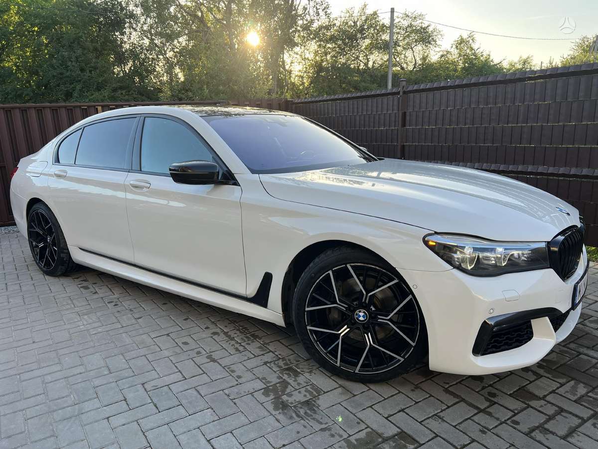 BMW 730, 3.0 l., Седан