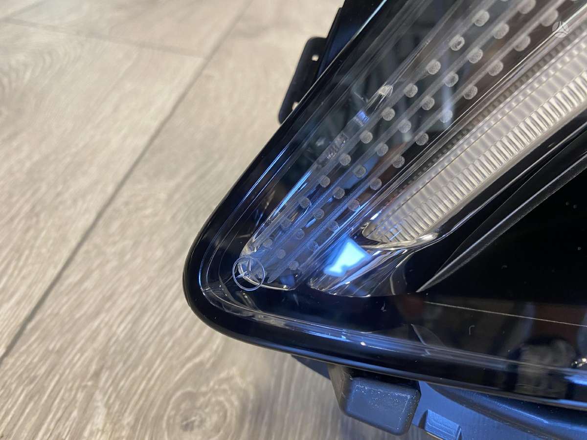 Mercedes-Benz A klasė фары