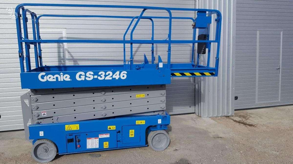Genie 3246, scissor lift