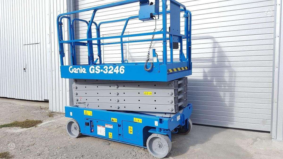 Genie 3246, scissor lift