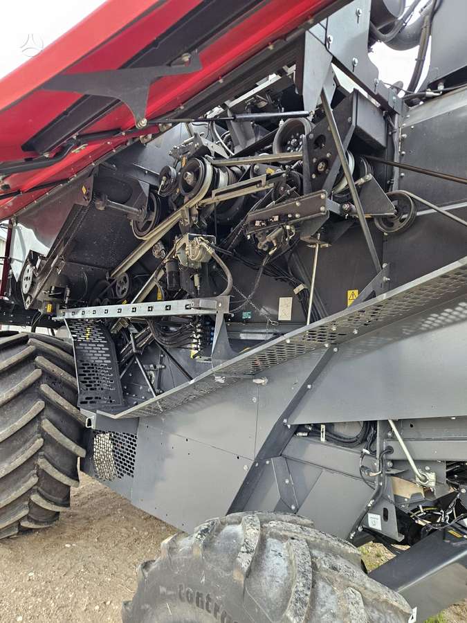 Laverda M300MCS, combine harvesters
