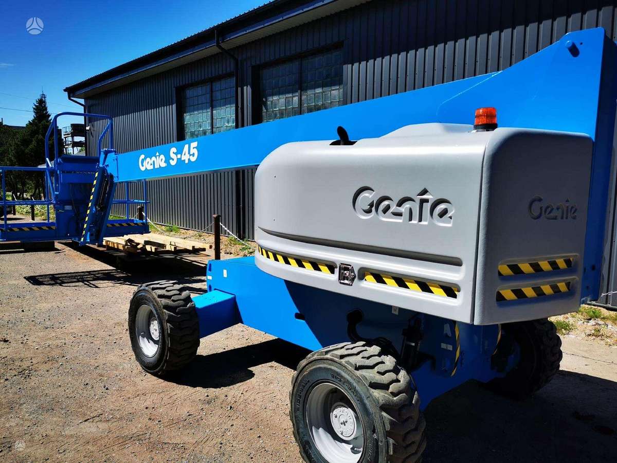 Genie S-45, alkūniniai keltuvai