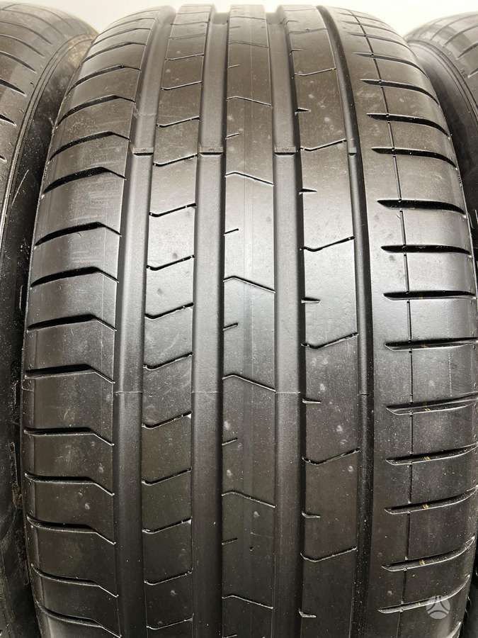 Pirelli P-Zero * 2022m, летние 265/50 R19