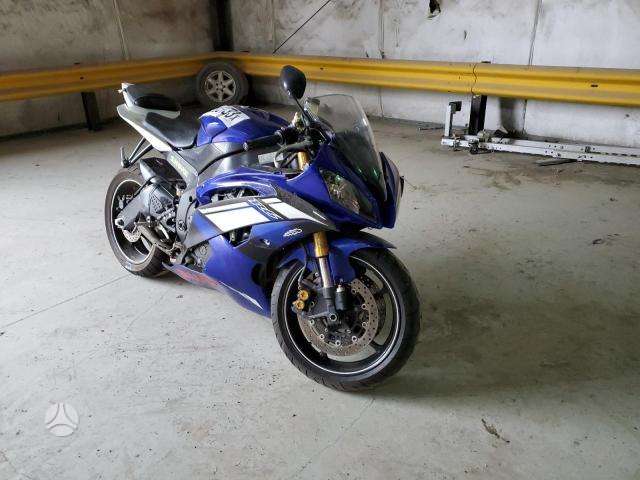 Yamaha R6, street / classic