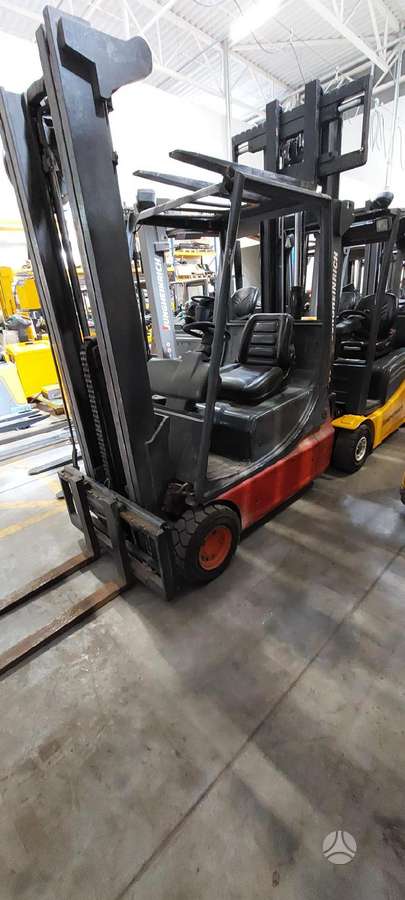 Linde E 16, dakšu iekrāvēji
