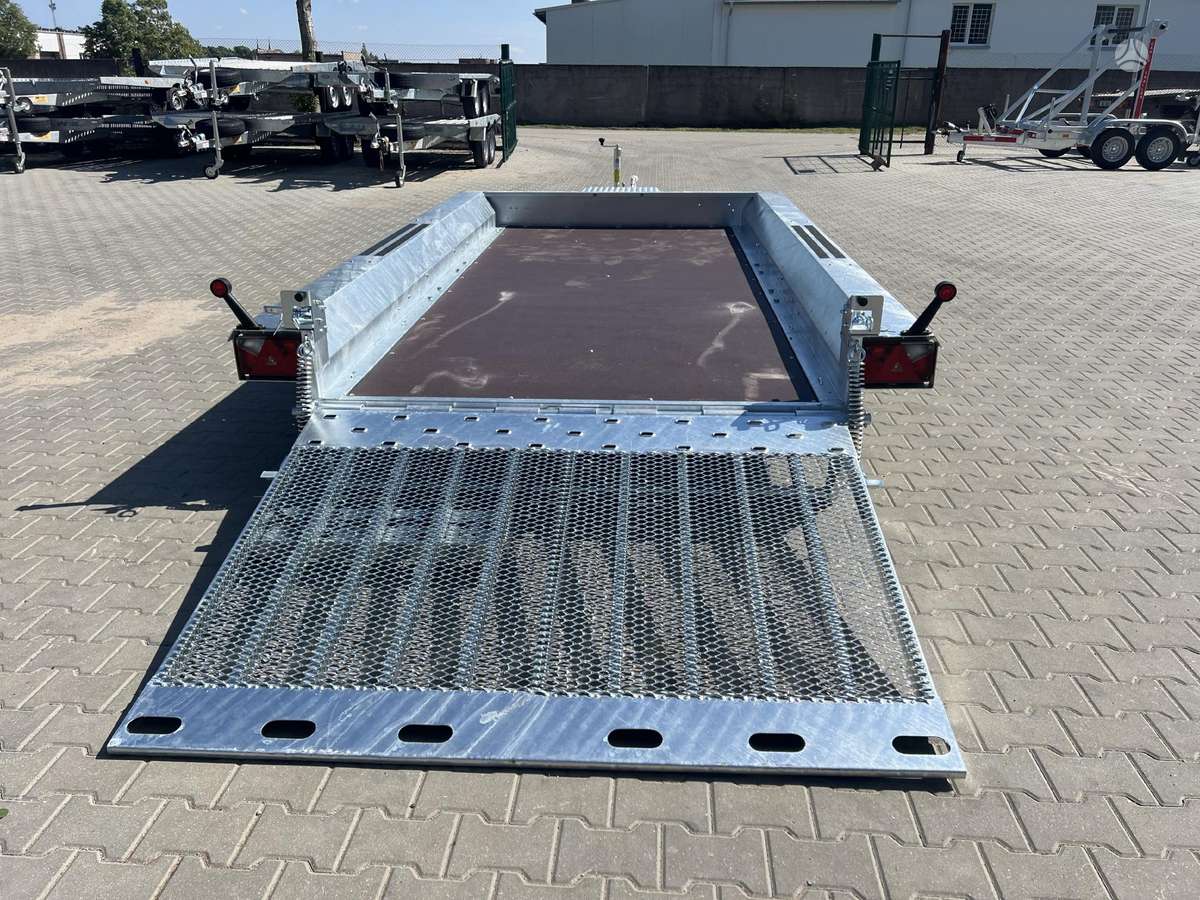 TEMARED Builder3 4018/2, spec. piekabe un puspiekabe