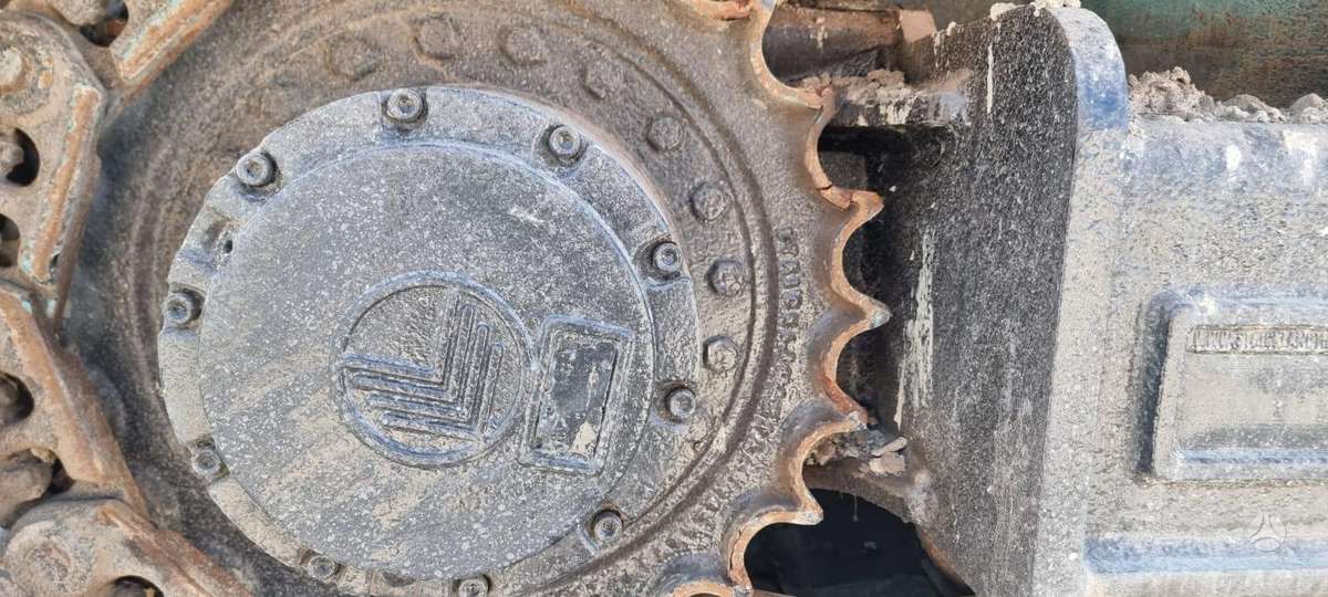 Power screen Chieftain 1400, screening