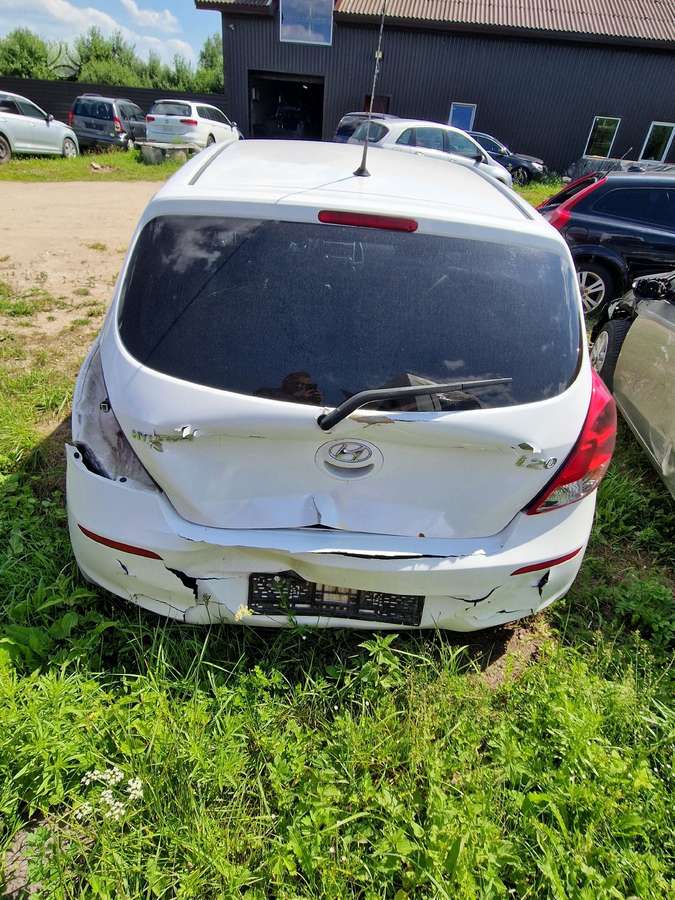 Hyundai i20 for parts