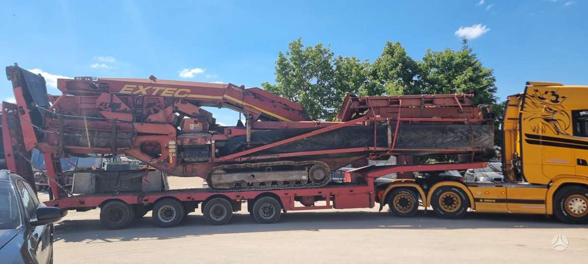 Extec S-3, cкрининги