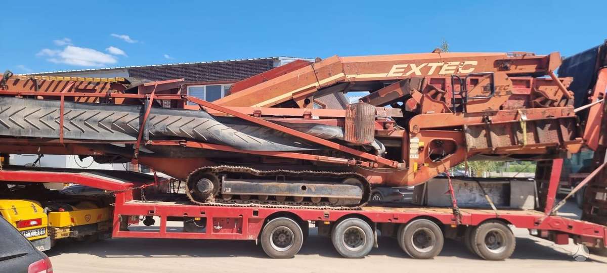 Extec S-3, screening