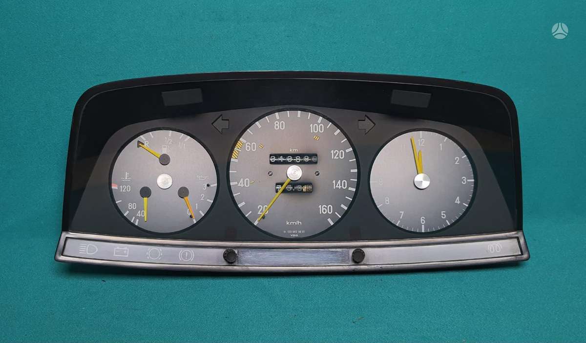 Mercedes-Benz W123, 117683