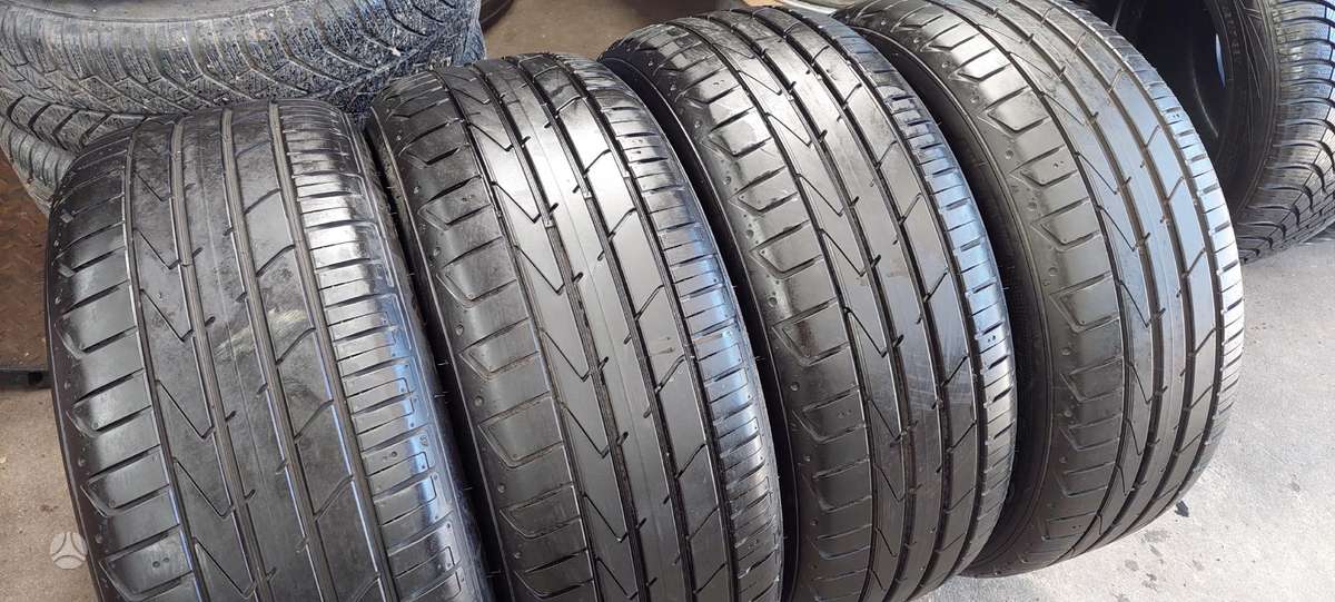 Hankook, летние 225/55 R17