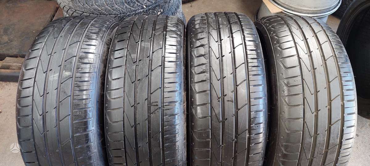 Hankook, vasarinės 225/55 R17