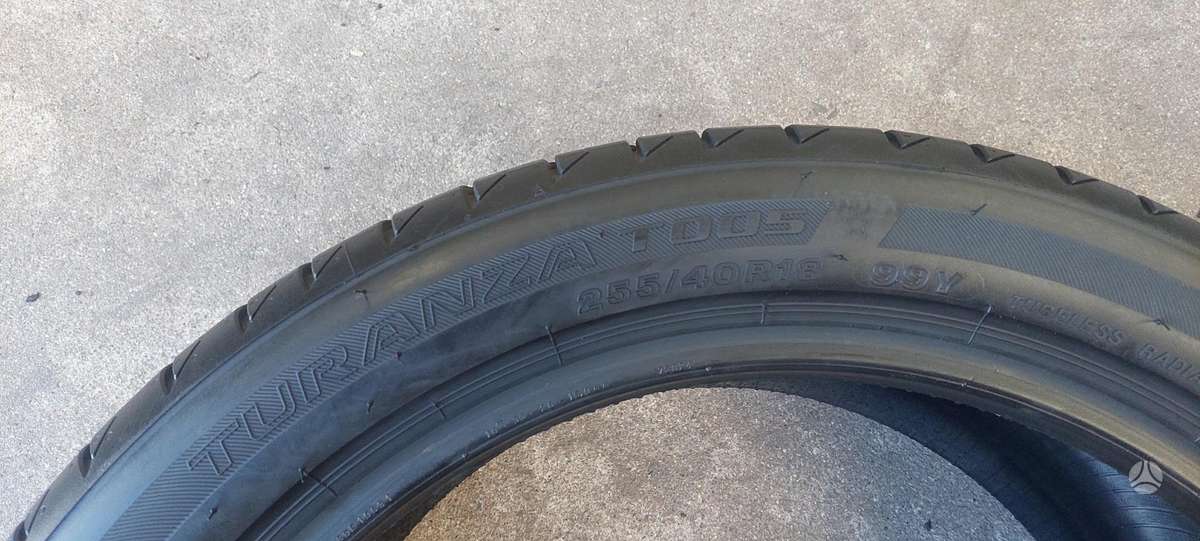 Bridgestone, summer 255/40 R18