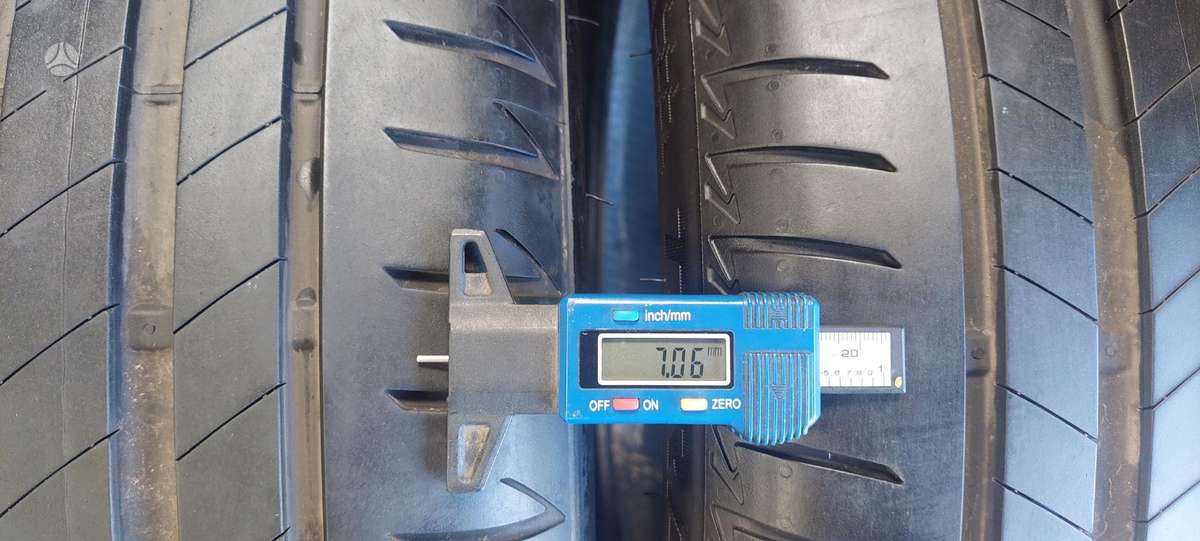 Bridgestone, vasaras 245/45 R18