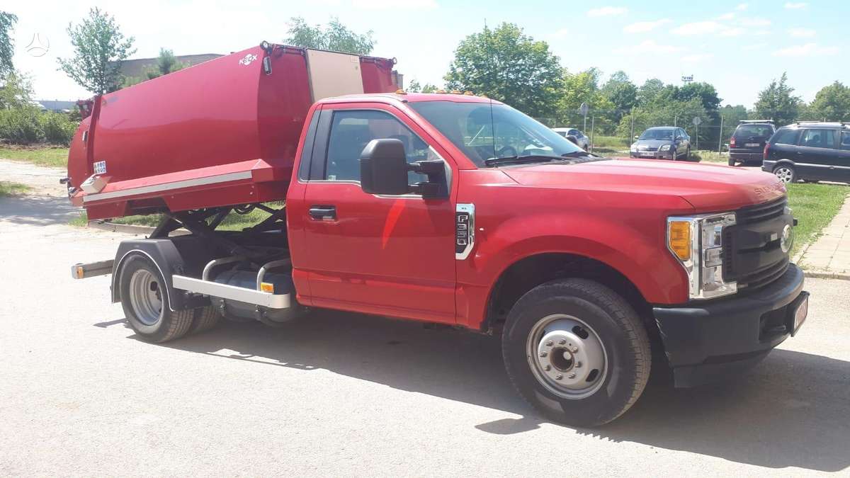 Ford F350 XL, garbage trucks