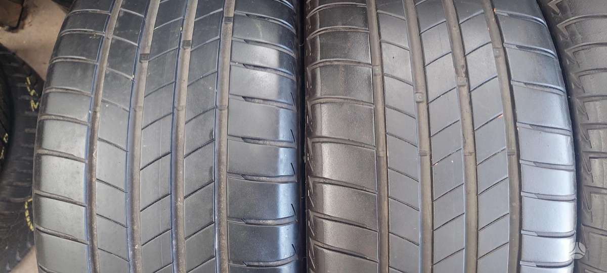 Bridgestone, vasarinės 255/45 R18