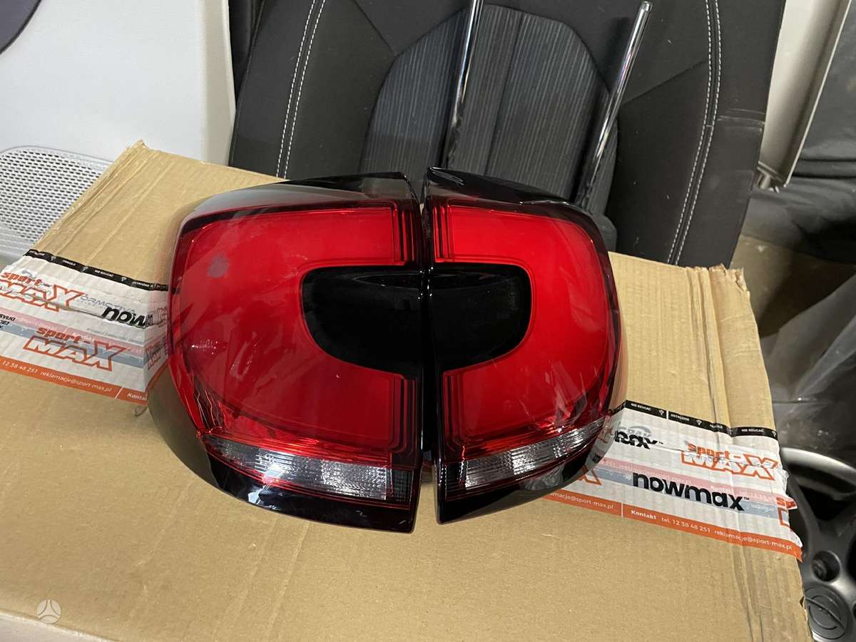 Chrysler Pacifica trim parts