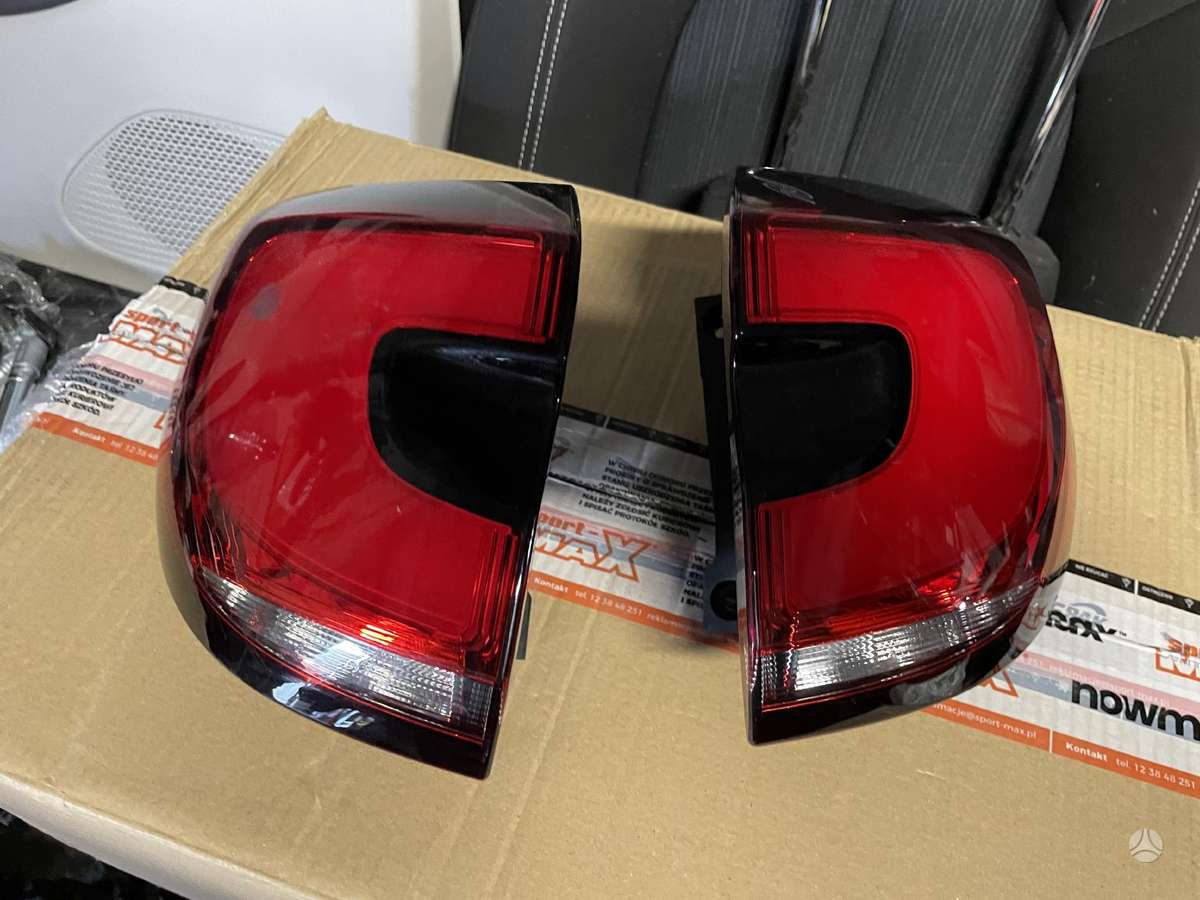 Chrysler Pacifica apdares detaļas