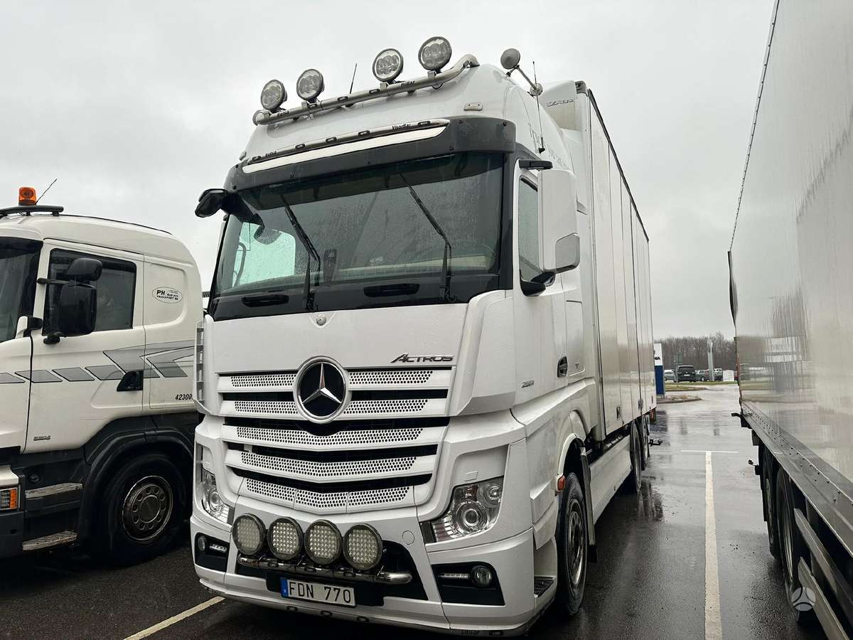 MERCEDES BENZ/DAF/VOLVO