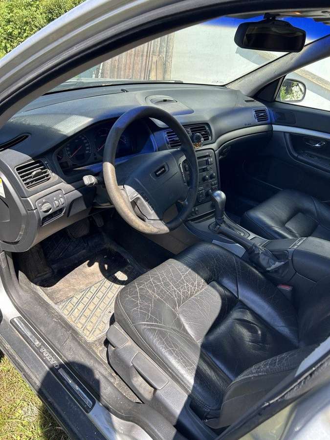 Volvo S80 for parts