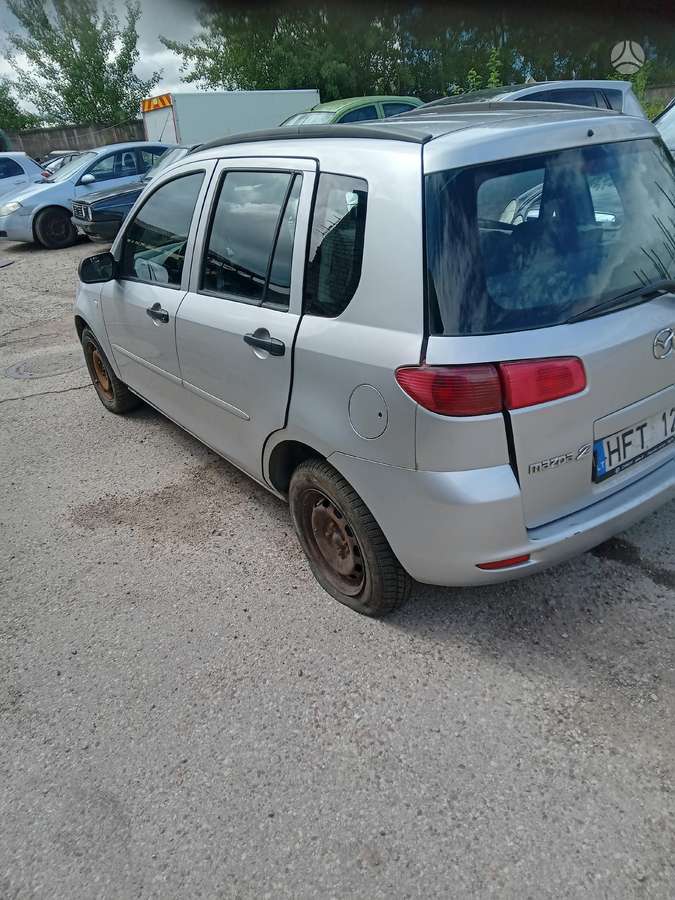 Mazda 2