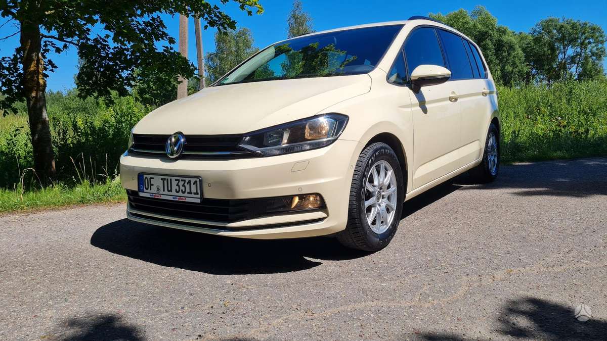 Volkswagen Touran - 3