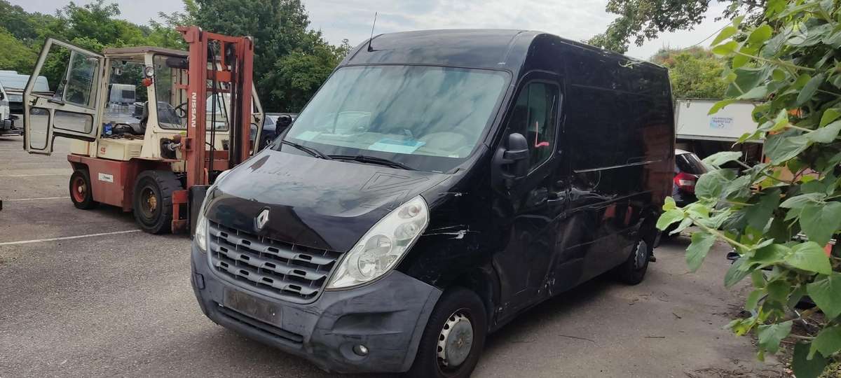 Renault Master, krovininiai mikroautobusai