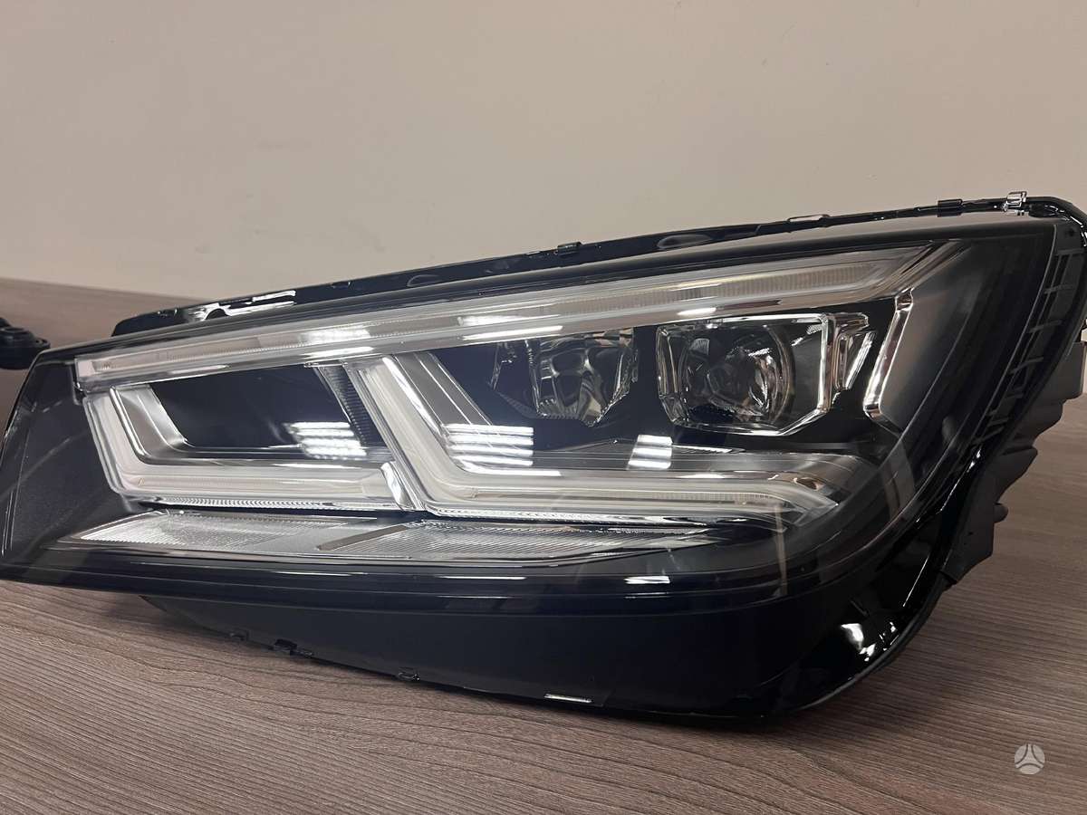 Audi Q5 lights